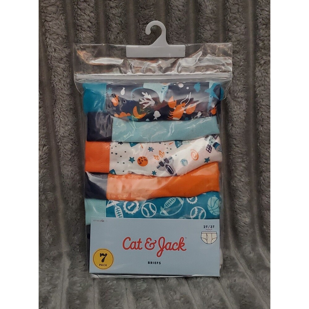 Cat & Jack  Boys Pack of 7 Briefs Size 2/3T Sea Space
